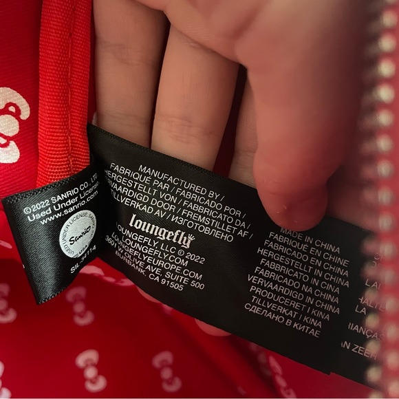 Hello Kitty x Loungefly Classic Face Mini Backpack with matching minier backpack - Picture 6 of 6